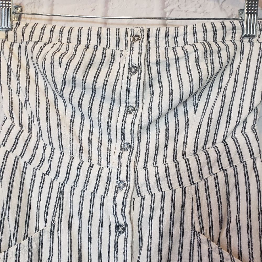 BDG Linen-Blend Strapless Striped Button Front Midi Dress - Picture 7 of 12